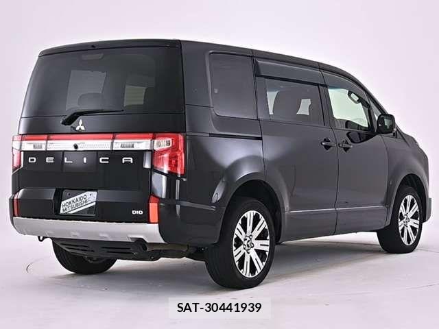 Mitsubishi DELICA 2020-11 7722774-18