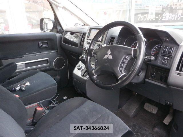 Mitsubishi DELICA 2009-12 7722798-1