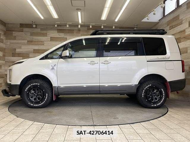 Mitsubishi DELICA 2020-08 7784396-15