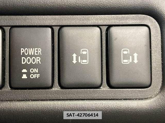 Mitsubishi DELICA 2020-08 7784396-6