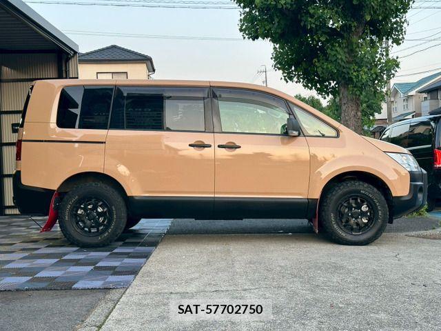 Mitsubishi DELICA 2007-03 7784352-11