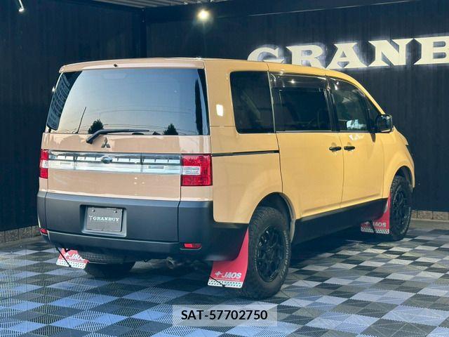 Mitsubishi DELICA 2007-03 7784352-13