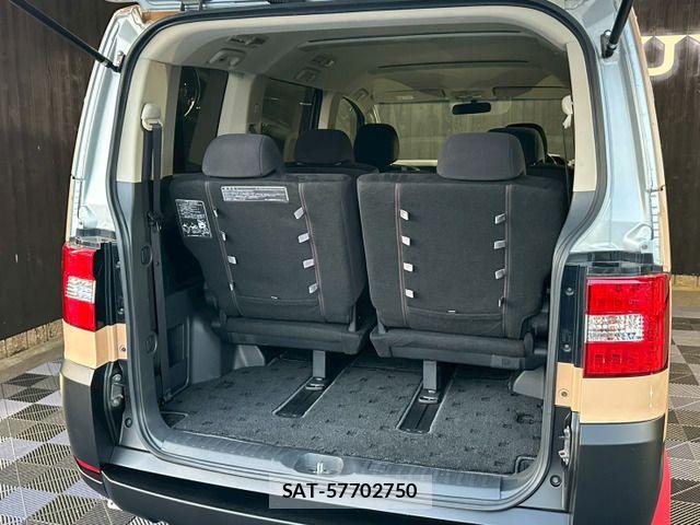 Mitsubishi DELICA 2007-03 7784352-15