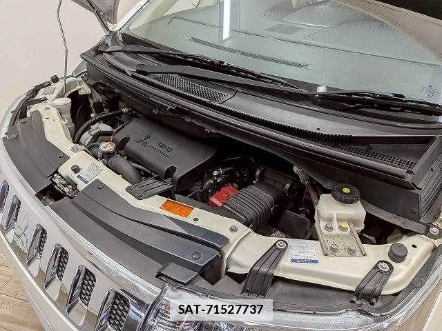 Mitsubishi DELICA 2014-06 7784355-17