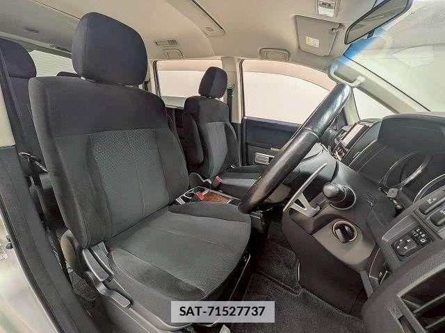 Mitsubishi DELICA 2014-06 7784355-4