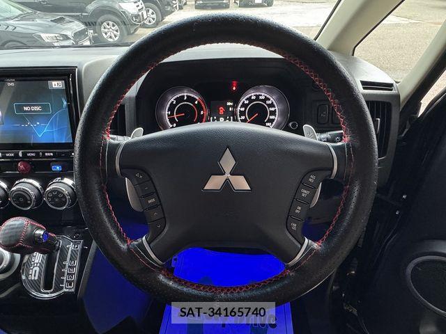 Mitsubishi DELICA 2015-10 7784368-15