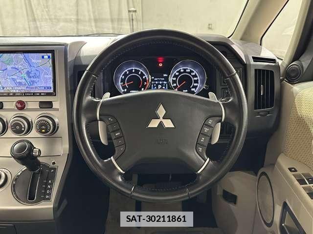 Mitsubishi DELICA 2011-04 7784353-9