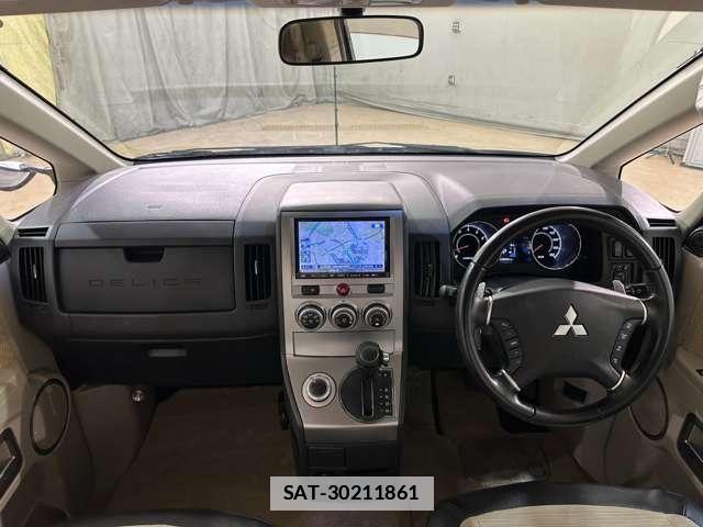 Mitsubishi DELICA 2011-04 7784353-16