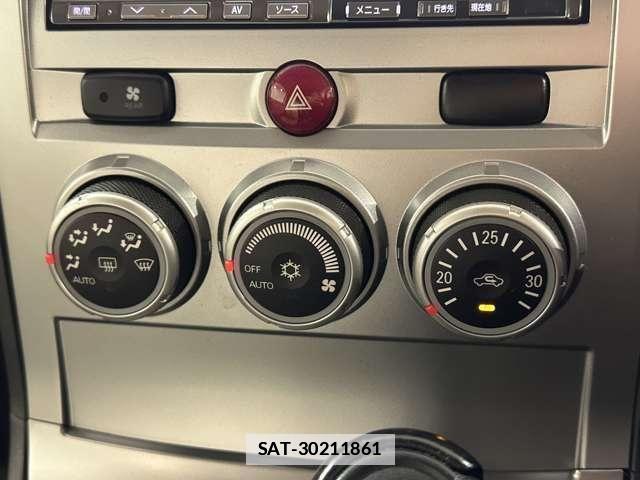 Mitsubishi DELICA 2011-04 7784353-21