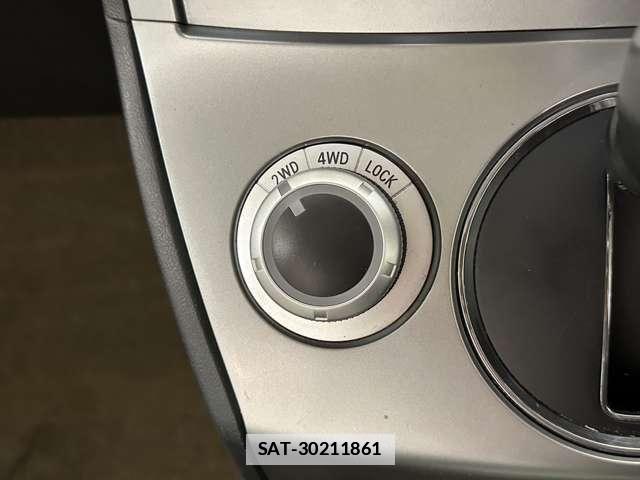 Mitsubishi DELICA 2011-04 7784353-22