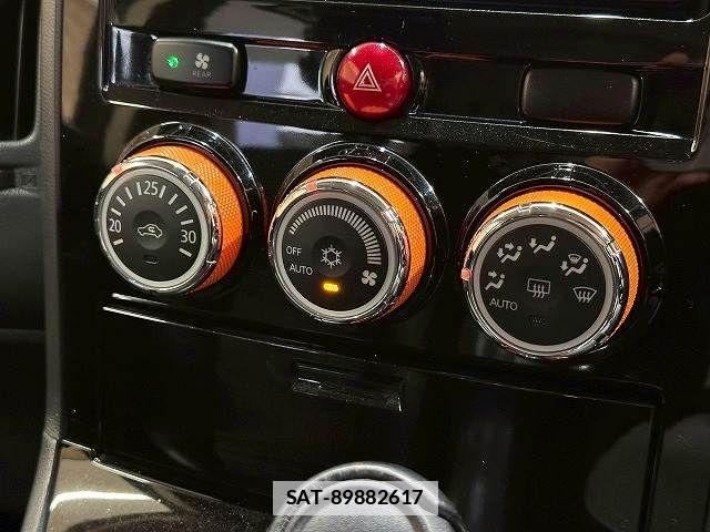 Mitsubishi DELICA 2018-03 7784385-9