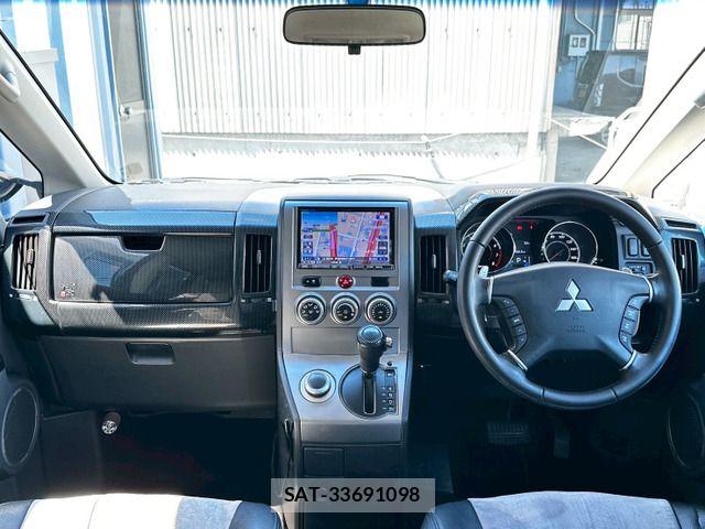 Mitsubishi DELICA 2011-05 7876161-2