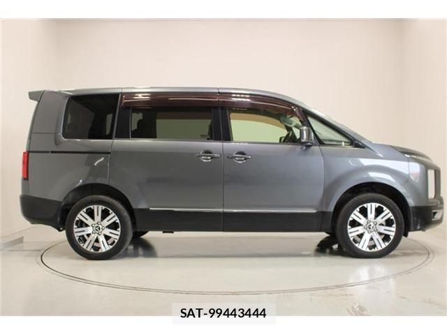 Mitsubishi DELICA 2019-03 7876141-12