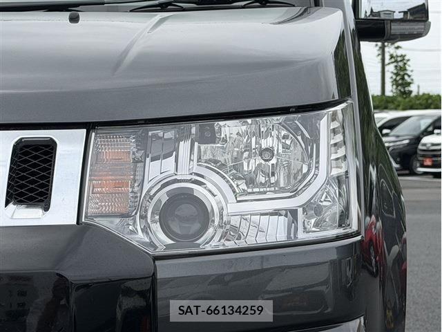 Mitsubishi DELICA 2018-07 7876143-9