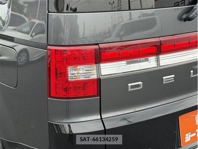 Mitsubishi DELICA 2018-07 7876143-26