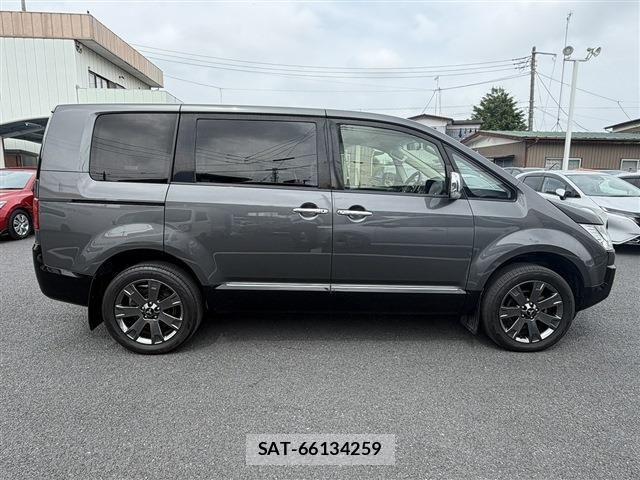 Mitsubishi DELICA 2018-07 7876143-6