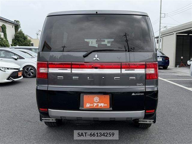 Mitsubishi DELICA 2018-07 7876143-8