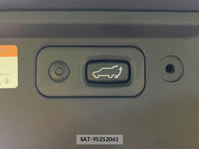 Mitsubishi DELICA 2024-07 7876132-4