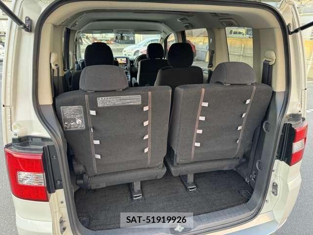 Mitsubishi DELICA 2011-06 7876156-24