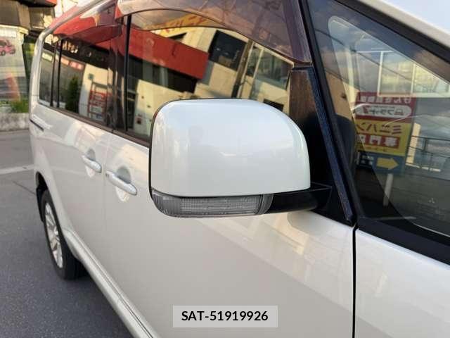 Mitsubishi DELICA 2011-06 7876156-26