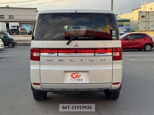 Mitsubishi DELICA 2011-06 7876156-3