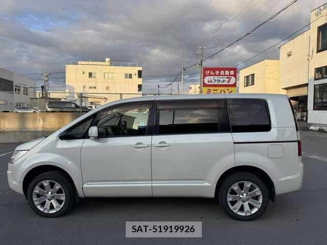 Mitsubishi DELICA 2011-06 7876156-5