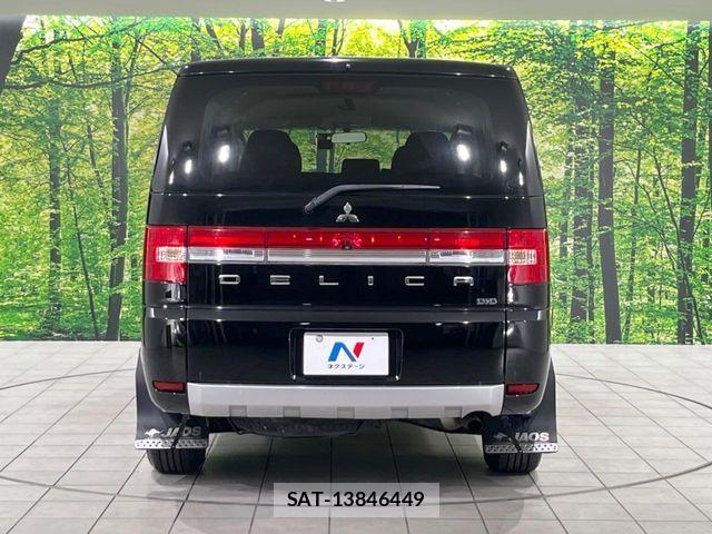 Mitsubishi DELICA 2017-03 7876144-15