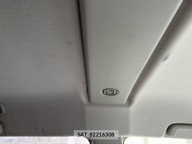 Mitsubishi DELICA 2017-12 7876137-25