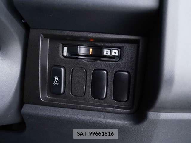 Mitsubishi DELICA 2018-05 7876146-14