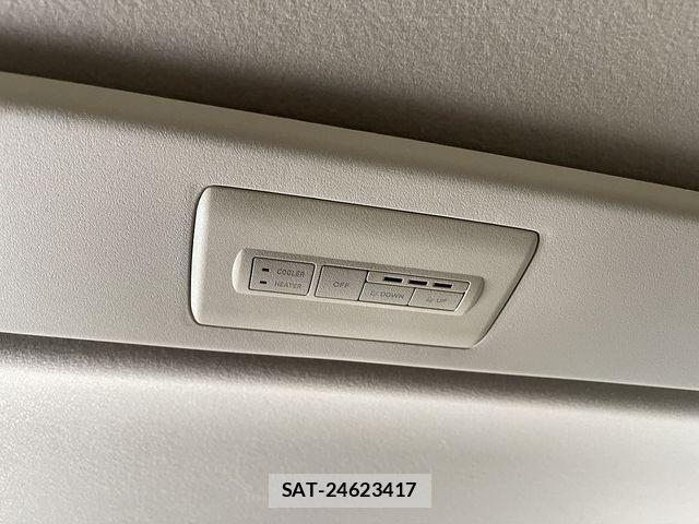 Mitsubishi DELICA 2013-06 7876142-28