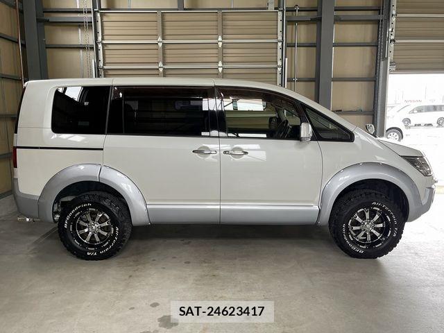 Mitsubishi DELICA 2013-06 7876142-5