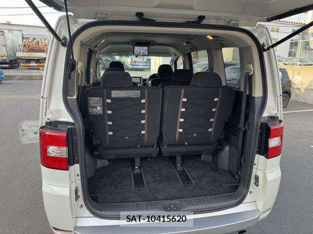 Mitsubishi DELICA 2007-02 7876157-24