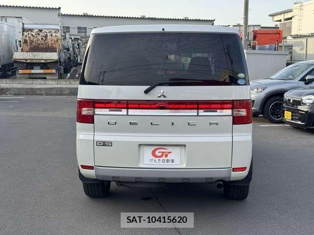 Mitsubishi DELICA 2007-02 7876157-3