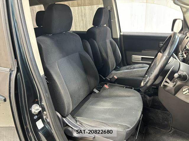 Mitsubishi DELICA 2016-07 7902532-12