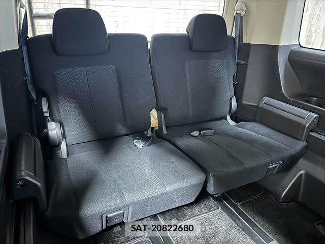 Mitsubishi DELICA 2016-07 7902532-14