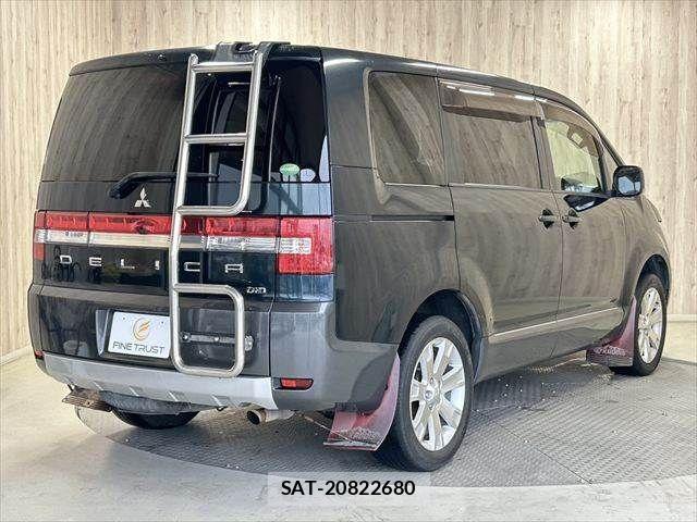Mitsubishi DELICA 2016-07 7902532-24