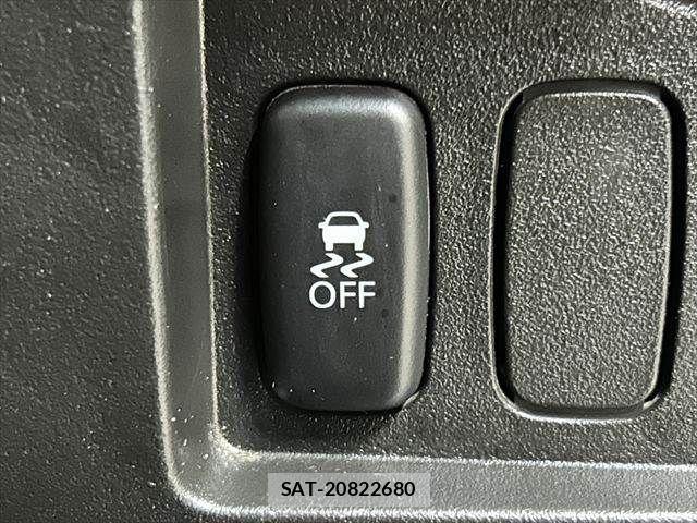 Mitsubishi DELICA 2016-07 7902532-8