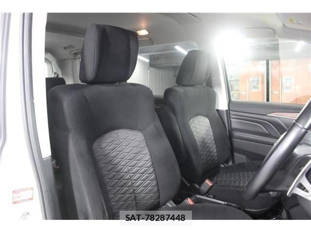 Mitsubishi DELICA 2019-05 7902529-26