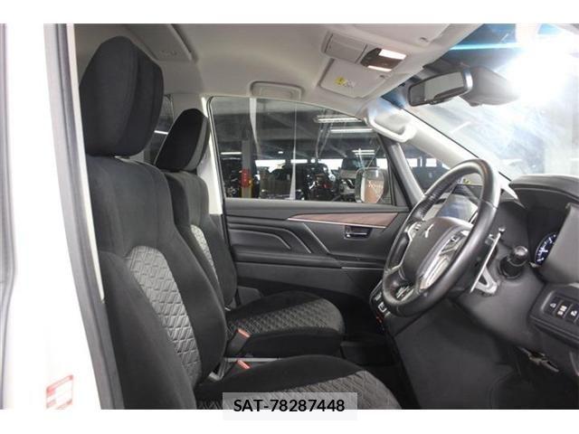 Mitsubishi DELICA 2019-05 7902529-28