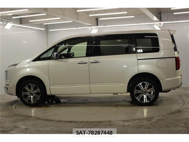 Mitsubishi DELICA 2019-05 7902529-7