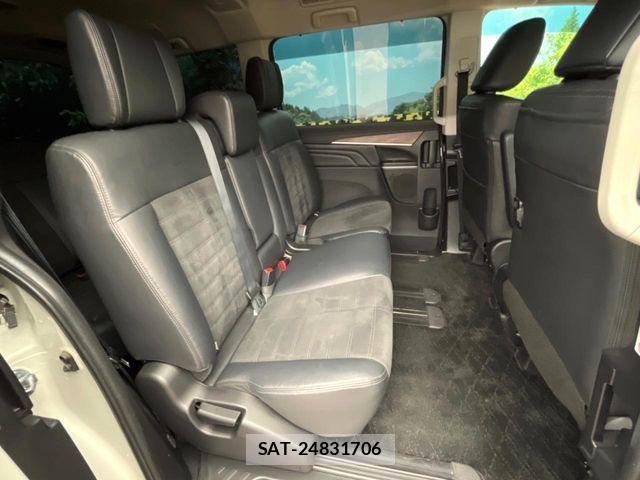 Mitsubishi DELICA 2021-04 7902523-8
