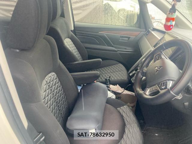 Mitsubishi DELICA 2020-02 7902530-10