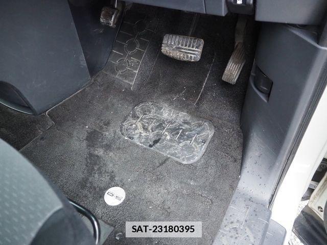 Mitsubishi DELICA 2012-03 7902531-22