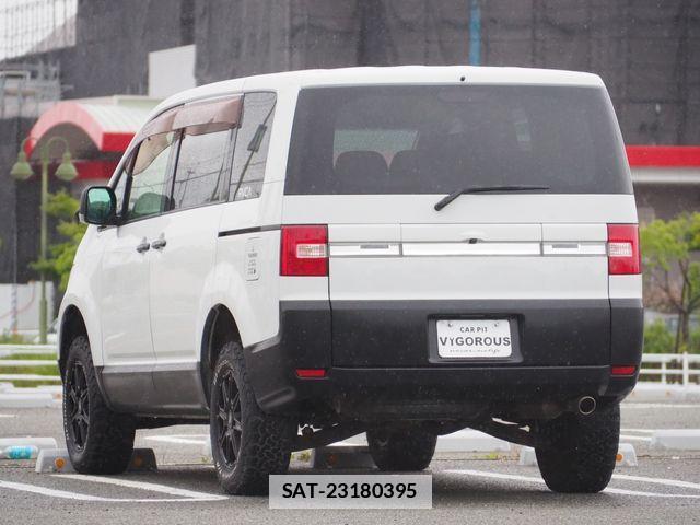 Mitsubishi DELICA 2012-03 7902531-2