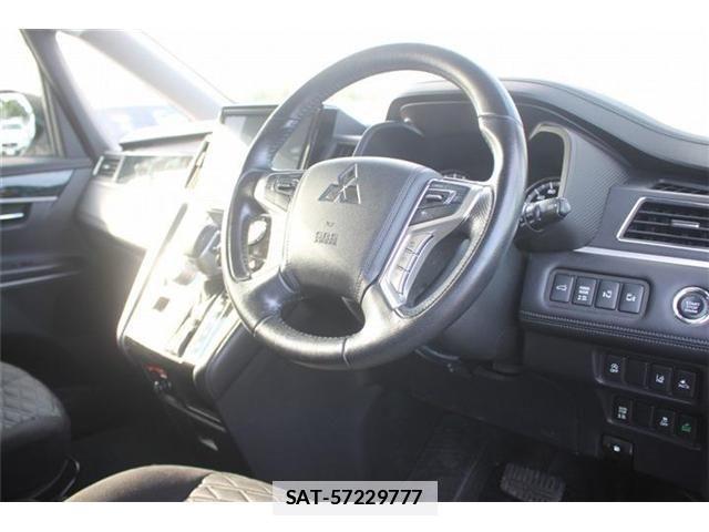 Mitsubishi DELICA 2020-02 7961225-28