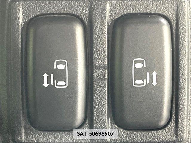 Mitsubishi DELICA 2015-10 7961227-3
