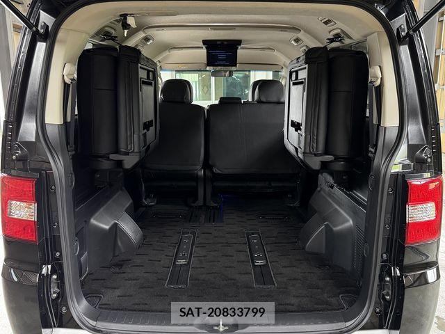 Mitsubishi DELICA 2017-01 7961222-12