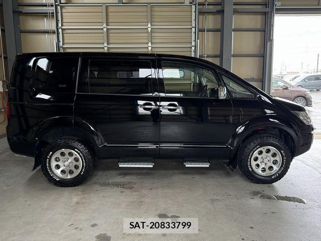 Mitsubishi DELICA 2017-01 7961222-5