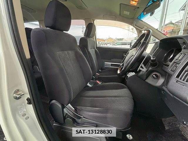 Mitsubishi DELICA 2013-07 7961235-11
