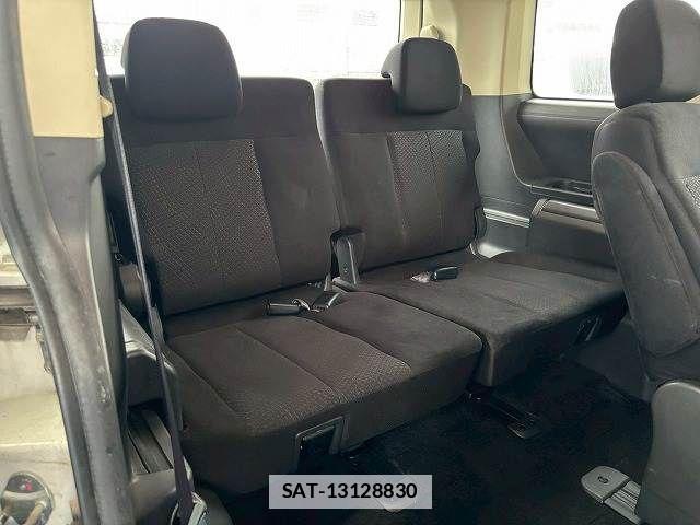 Mitsubishi DELICA 2013-07 7961235-13